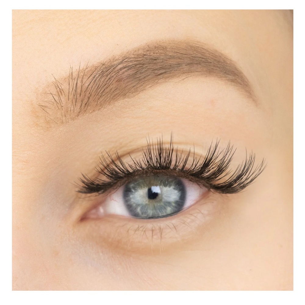 ✨NEW✨ SMB Sphinx False Eyelashes